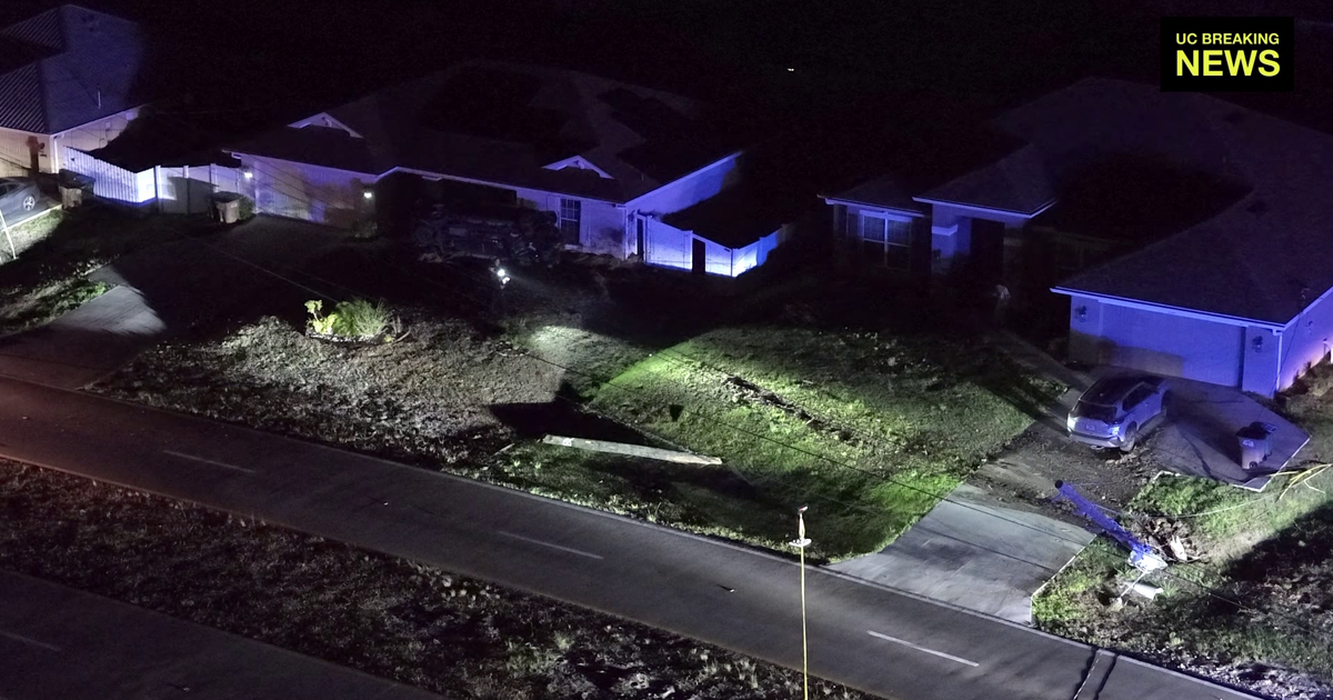 Hit-and-run crash knocks out power for hundreds in northeast Cape Coral cover image