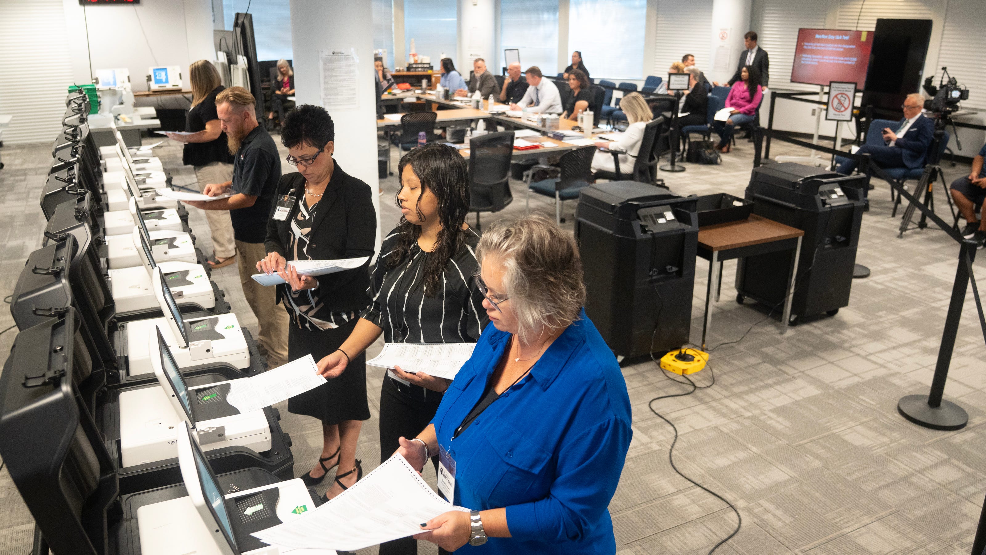 Lee County primary voters face commission, school board and congressional races today cover image