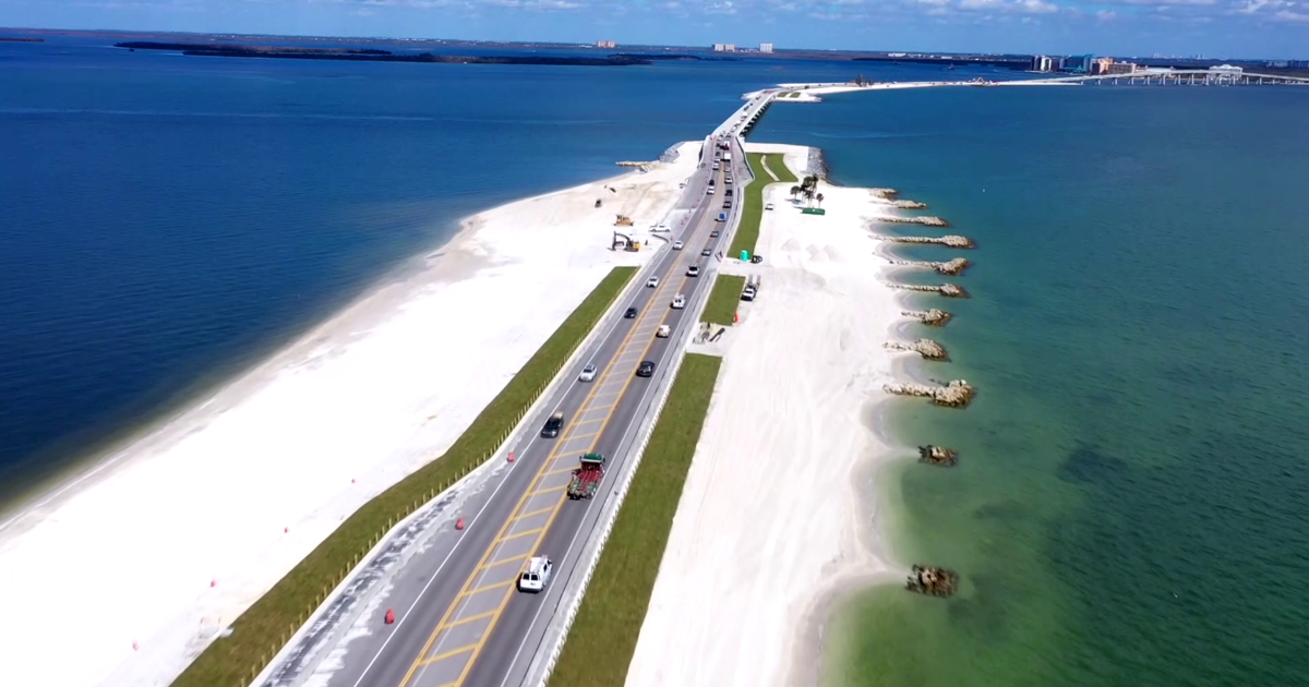 Skip the water: Health advisory issued off Sanibel Causeway after bacteria levels spike cover image